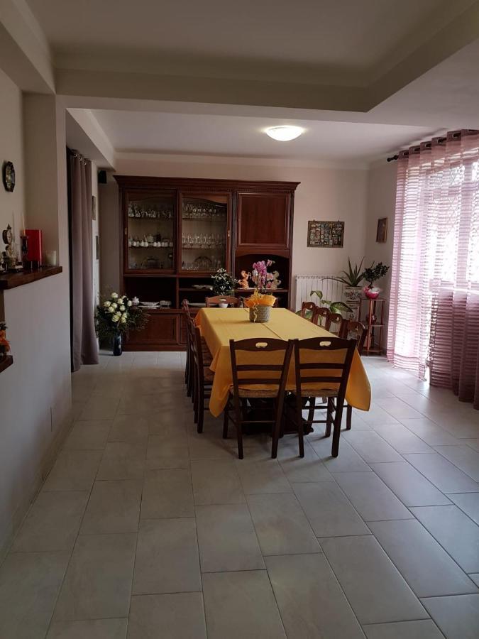 B&B La Casetta Di Lilly Amelia Zewnętrze zdjęcie